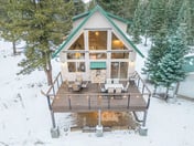 Pet Friendly Rustic Charm Close to National Parks