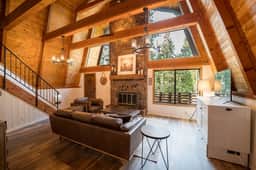 Remodeled A-Frame Cabin Near Bryce and Zion - Image 2
