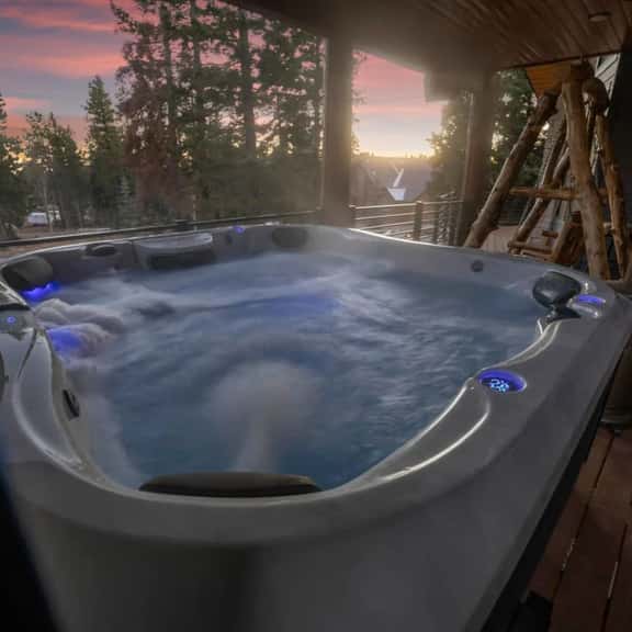 The Wolves Den Lodge | Hot Tub + Game Room Near Parks - Image 1