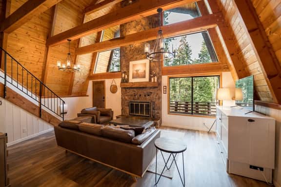 Remodeled A-Frame Cabin Near Bryce and Zion - Image 2